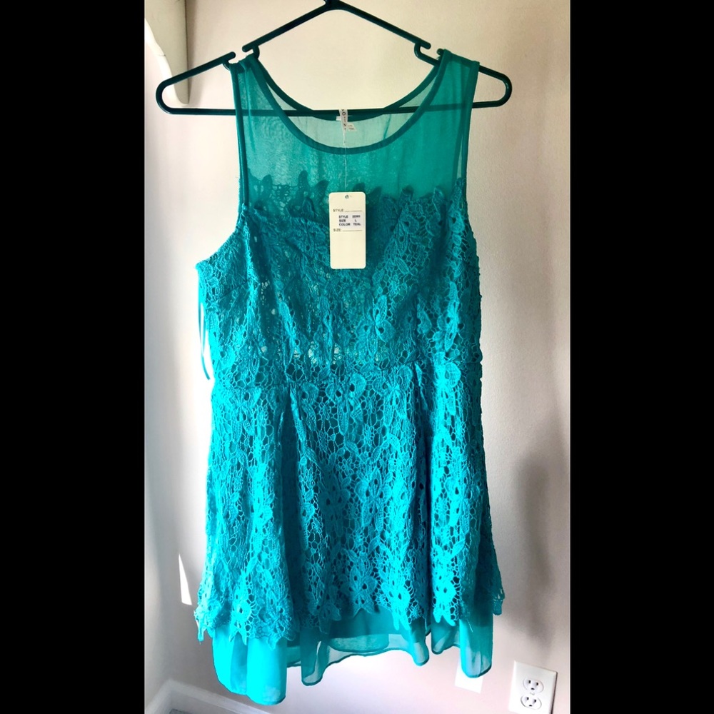 POINT real green lace dress size L